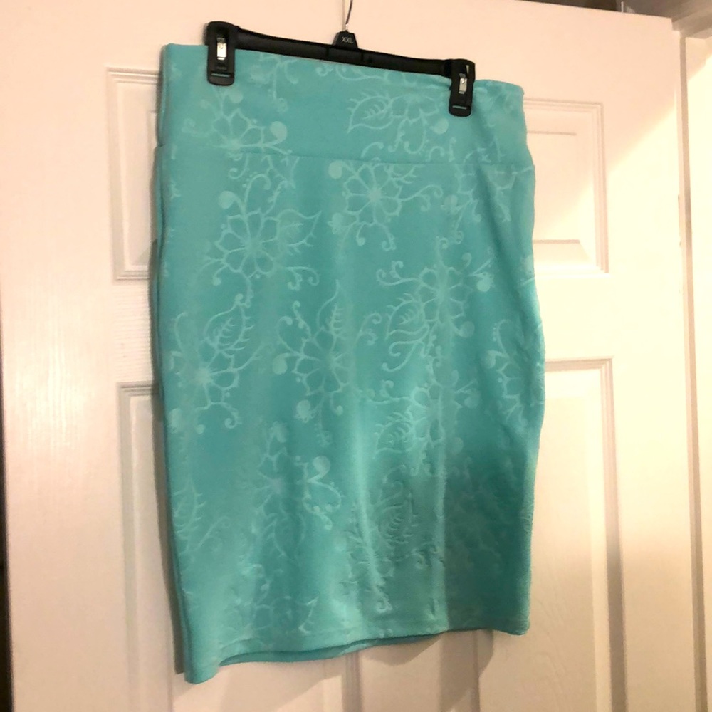 Lularoe seafoam green Cassie skirt